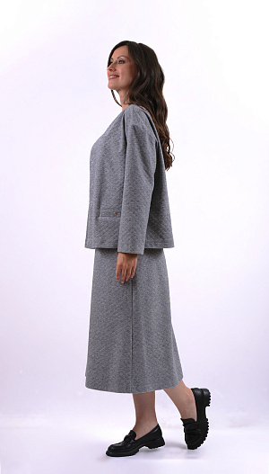 Костюм трикотажный с юбкой