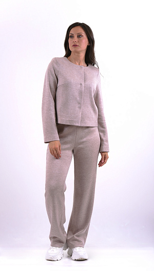Костюм трикотажный с джемпером и брюками