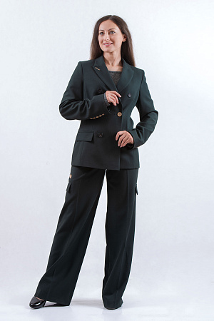 Костюм брючный классический темно-зеленый